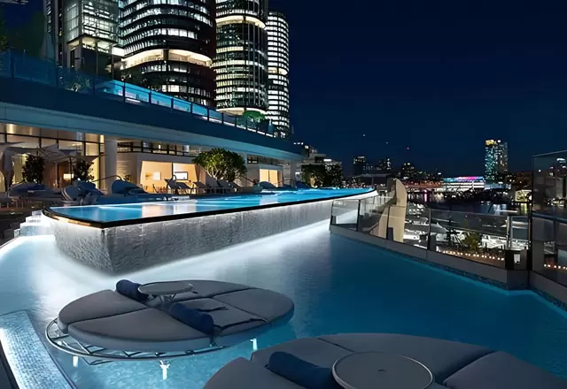 &Eacute;clairage de piscine pour un h&ocirc;tel haut de gamme &agrave; Sydney
