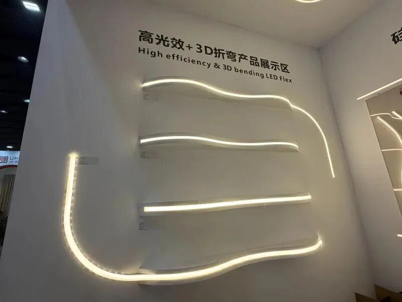 L'avenir de l'&eacute;clairage architectural est d&eacute;fini par la flexibilit&eacute; intelligente et les syst&egrave;mes LED ultra longs