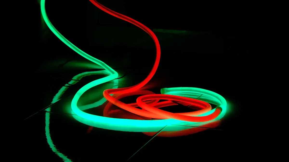 Ce qu'il faut savoir avant de plier le c&acirc;ble LED 3D pour votre projet