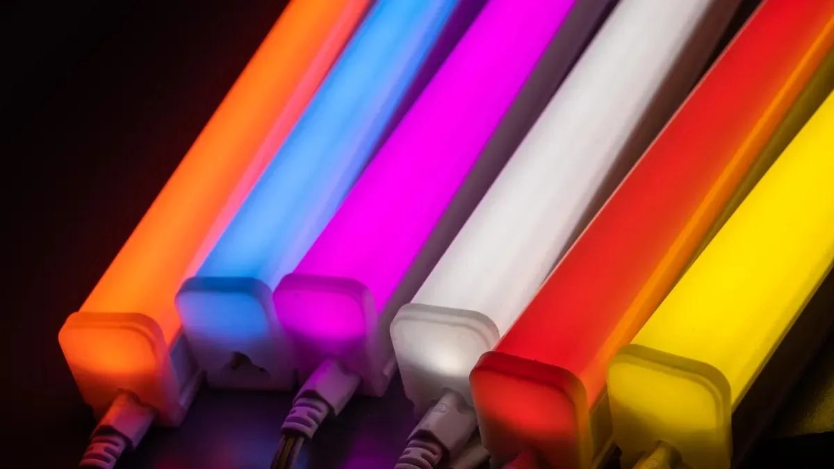 Arr&ecirc;tez la chute de tension dans votre &eacute;clairage flexible &agrave; LED ultra-long gr&acirc;ce &agrave; ces solutions